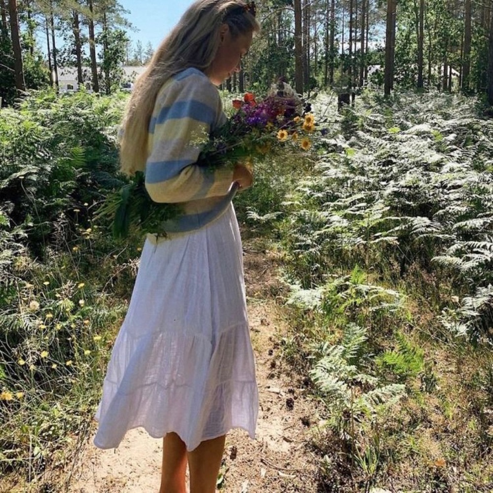 *Worn* Gado Gado Boho Embroidered Cream Maxi Skirt